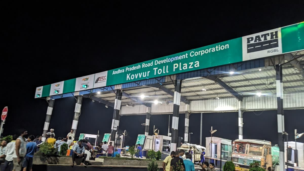 FASTag Toll Rules in India: Double Fee, Queue Myths and Complaints