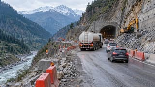 Jammu-Srinagar NH-44 plan for 20 Oct: tanker limits, night-travel warning